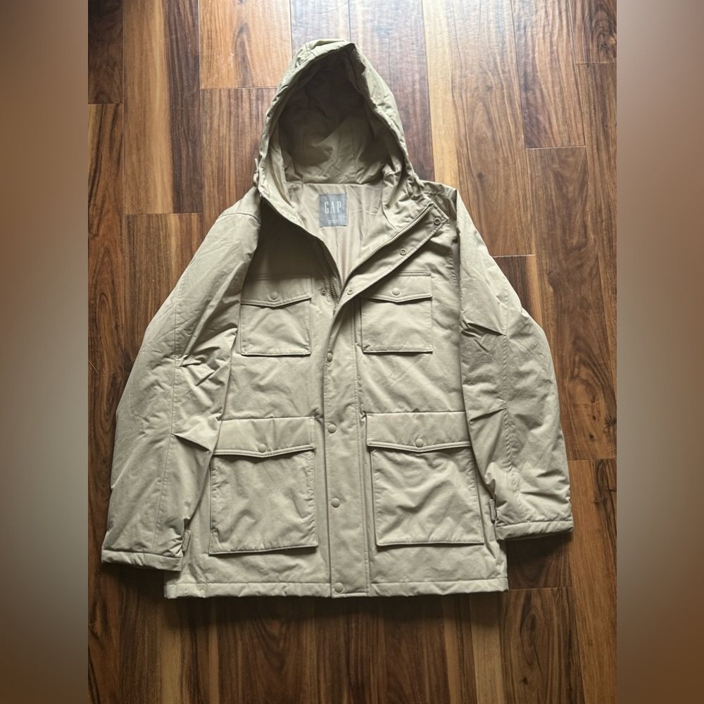Gap jacket brand new, never worn. Size medium men’s.